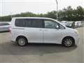 2007 Toyota Noah