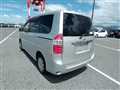 2007 Toyota Noah