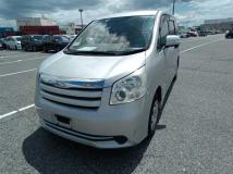 2007 Toyota Noah