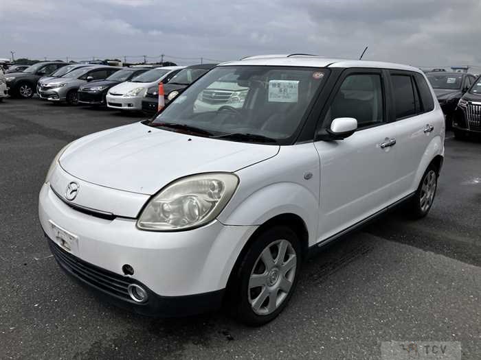 2006 Mazda Verisa