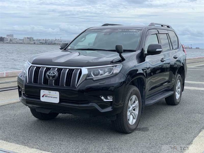 2020 Toyota Land Cruiser Prado
