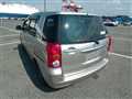 2006 Toyota Raum