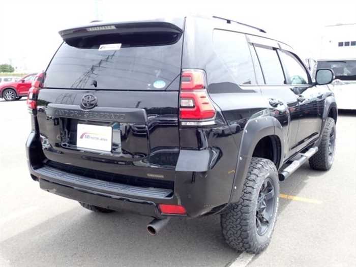Toyota Land Cruiser Prado 2019 photo 4