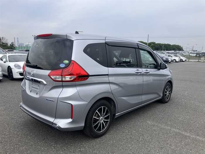 Honda Freed 2019 photo 4