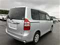 2010 Toyota Noah