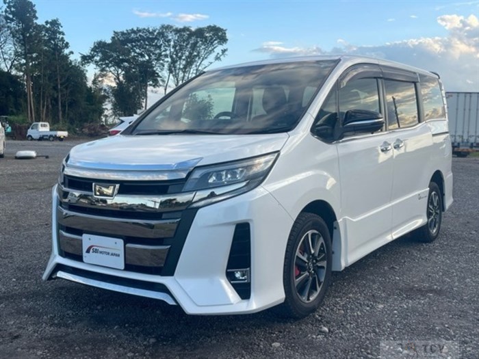2017 Toyota Noah