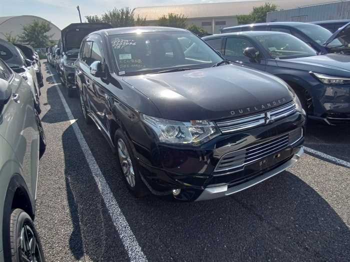 Mitsubishi Outlander 2013 photo 2