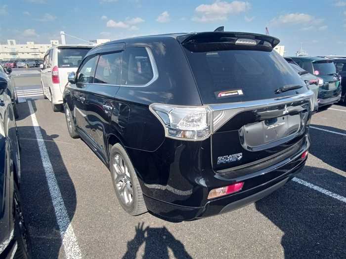 Mitsubishi Outlander 2013 photo 3