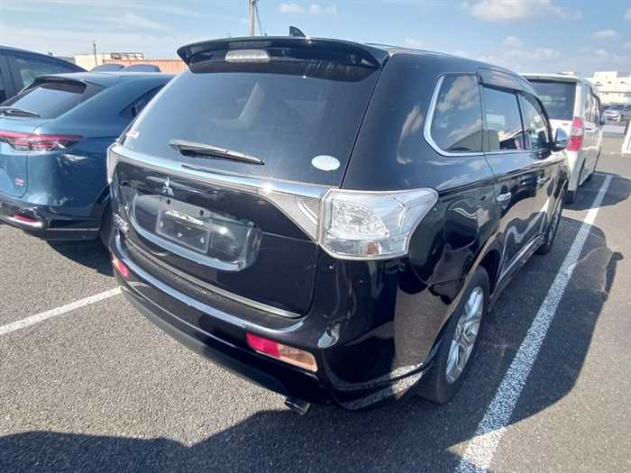 Mitsubishi Outlander 2013 photo 4
