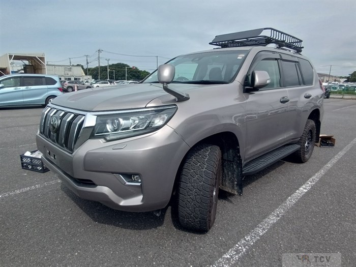 2018 Toyota Land Cruiser Prado