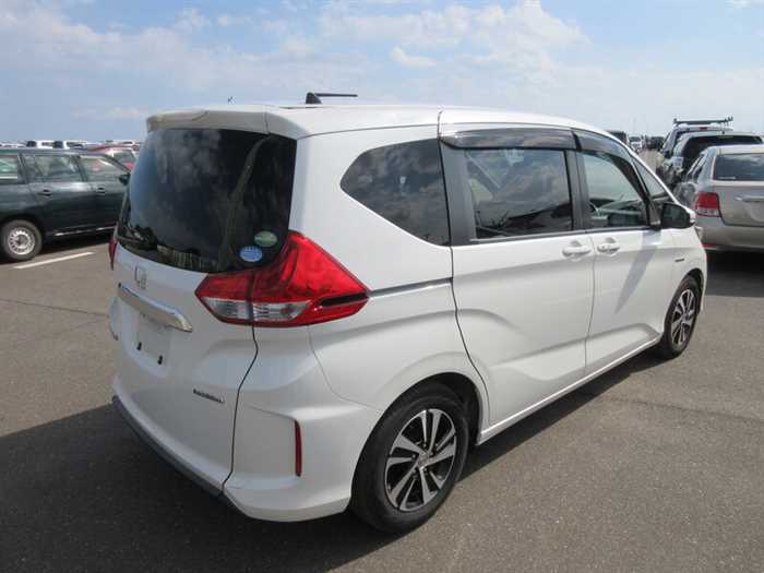 Honda Freed 2018 photo 5