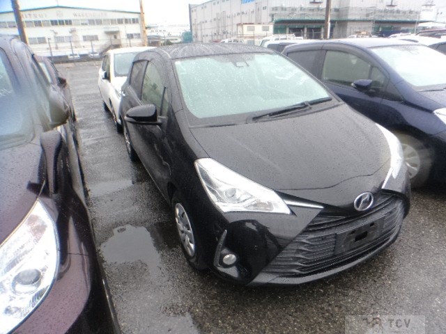 2020 Toyota Vitz