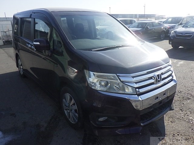 2013 Honda Step WGN