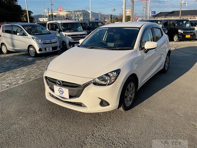 2019 Mazda Demio