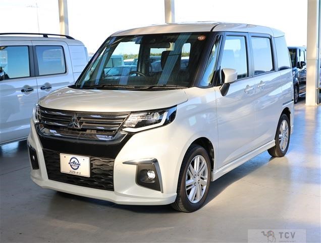 2024 Mitsubishi Delica D2