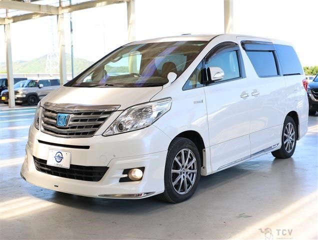 2013 Toyota Alphard Hybrid