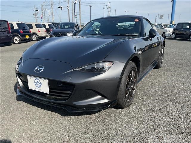 2023 Mazda Roadster