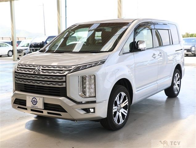 2024 Mitsubishi Delica D5