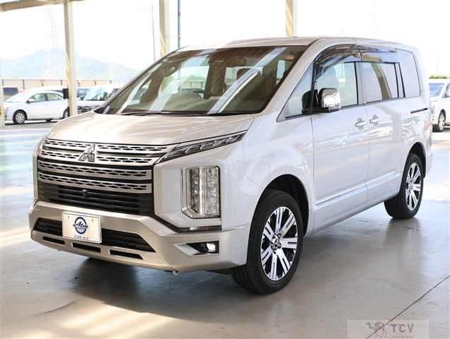 2024 Mitsubishi Delica D5