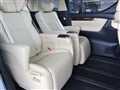 2023 Toyota Alphard Hybrid
