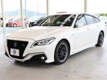2019 Toyota Crown Hybrid