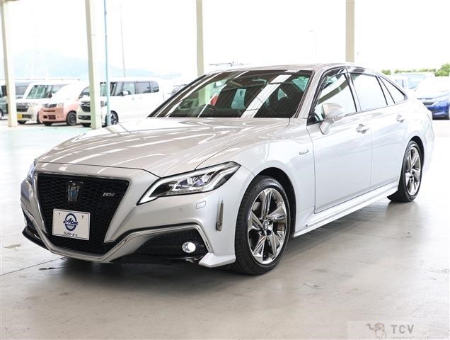 2019 Toyota Crown Hybrid