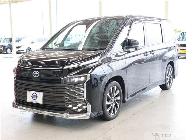 2023 Toyota Voxy