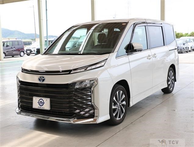 2025 Toyota Voxy
