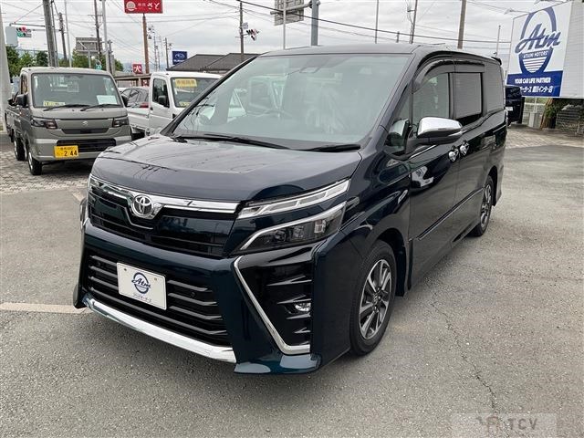2021 Toyota Voxy