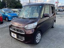 2018 Mitsubishi eK SPACE