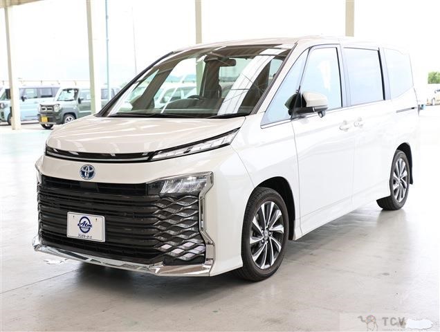 2025 Toyota Voxy