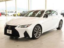 2021 Lexus IS