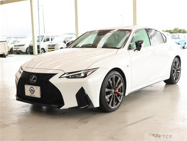 2023 Lexus IS