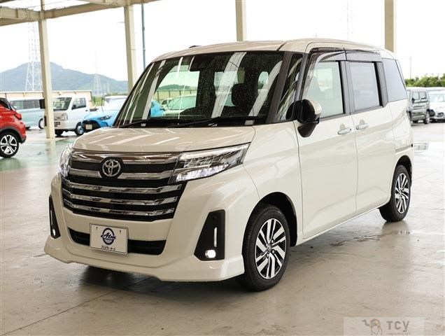 2022 Toyota Roomy