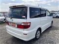 2003 Toyota Alphard