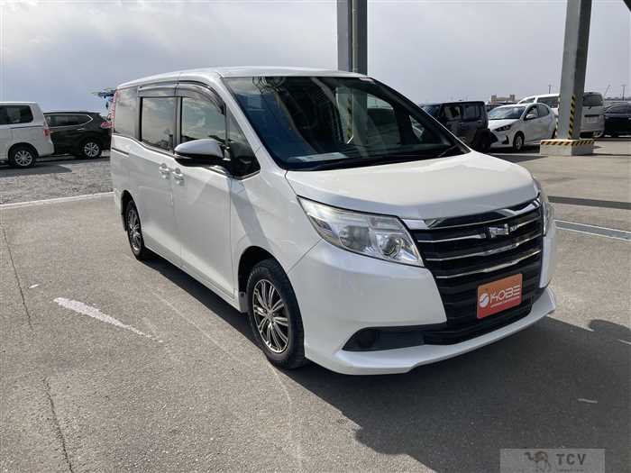2014 Toyota Noah