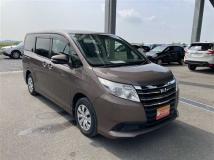 2016 Toyota Noah