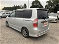 2007 Toyota Noah