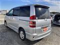 2003 Toyota Noah
