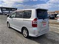 2011 Toyota Noah