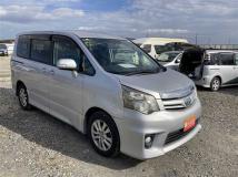 2011 Toyota Noah