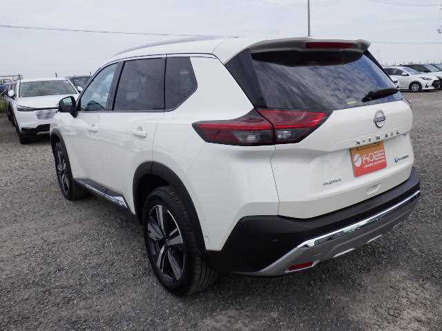Nissan X-Trail 2025 — фото 5 купить в Москве