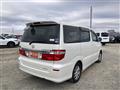 2005 Toyota Alphard