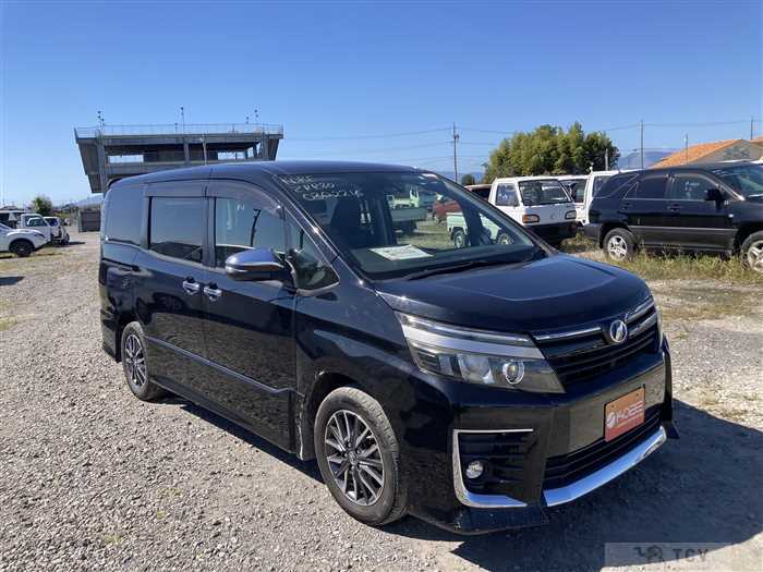 2017 Toyota Voxy
