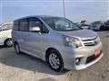 2011 Toyota Noah