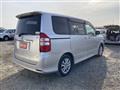 2011 Toyota Noah