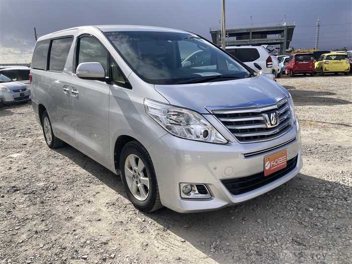 2013 Toyota Alphard