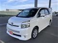 2009 Toyota Voxy