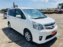 2011 Toyota Noah