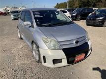 2002 Toyota IST